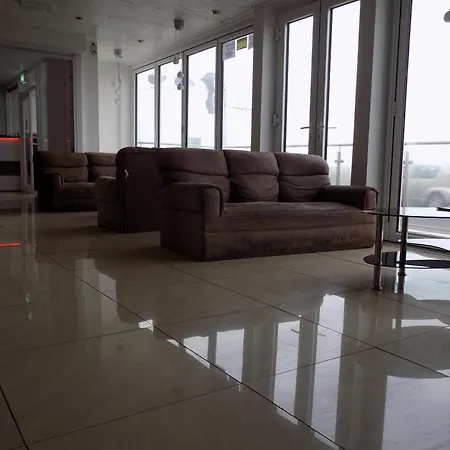 The New Royal Windsor Hotel-3